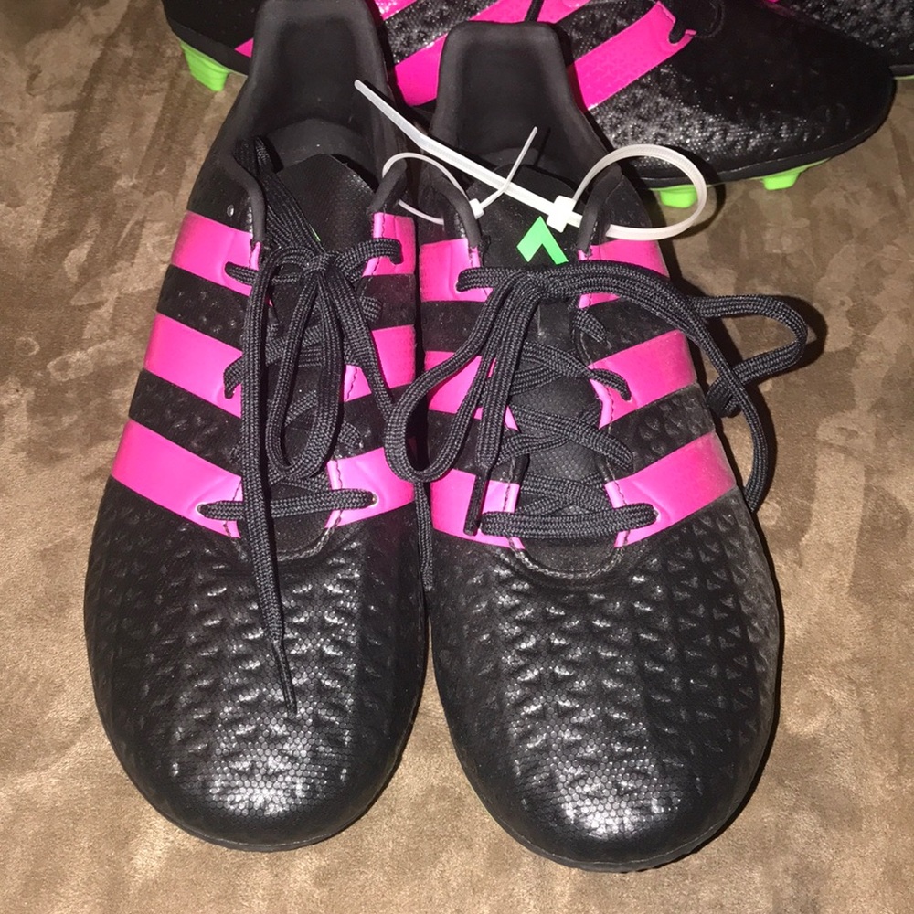 Men's adidas cleats size 9.5